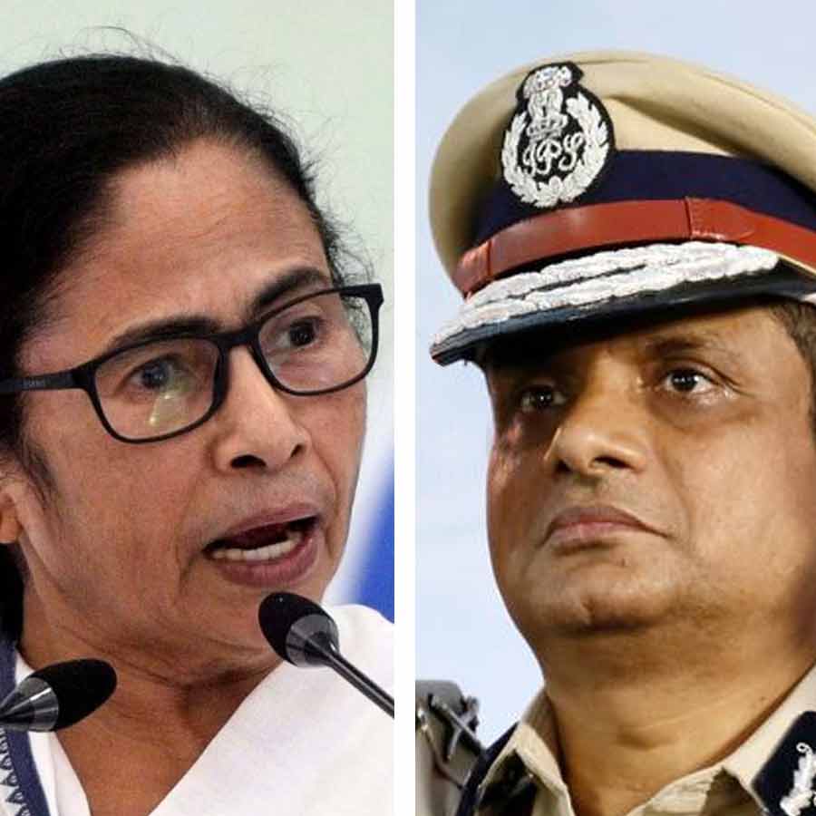 CM Mamata Banerjee expresses anger over role of police in North Bengal administrative meeting, DG Rajeev Kumar reprimands