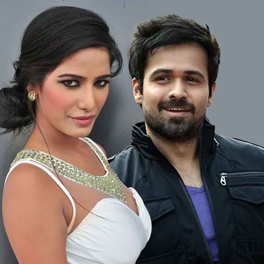 Poonam Pandey Shares her desire to kiss Emraan Hashmi