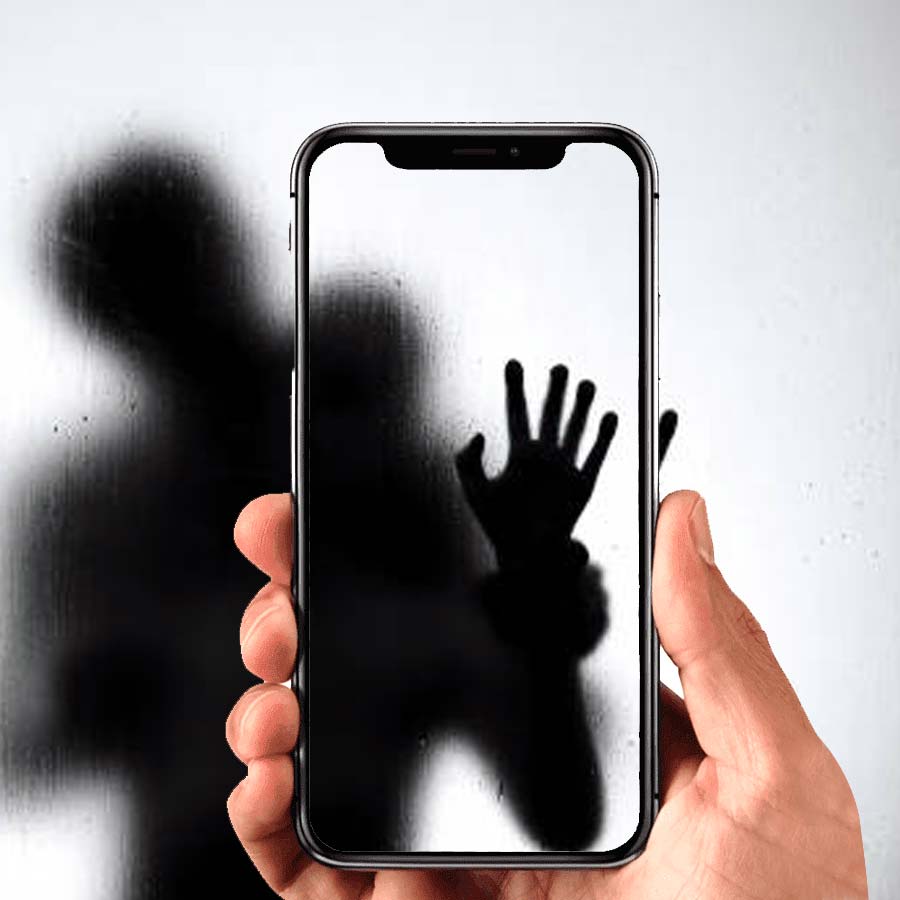 People protested in Howrah after the Woman Panchayat came to office with police after one month dgtld