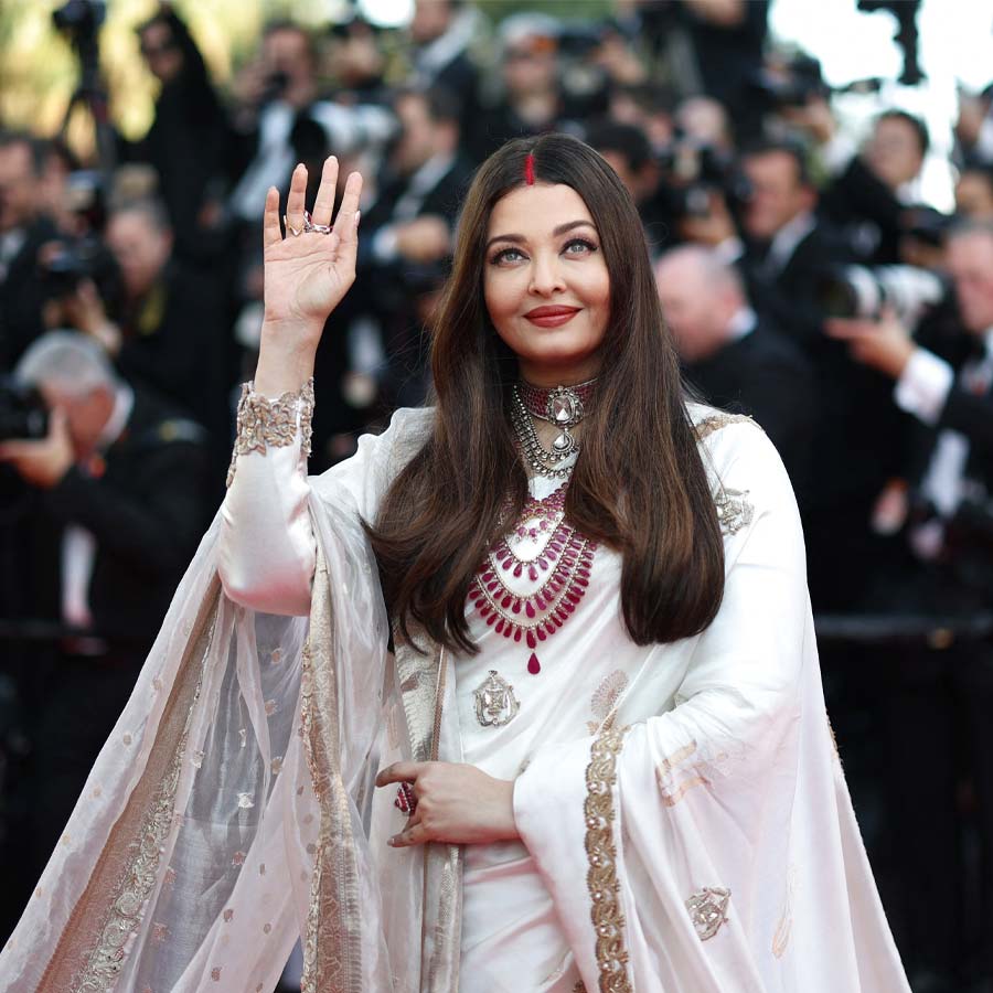 Do you know the daily routine of actress Aishwarya Rai Bachchan dgtl