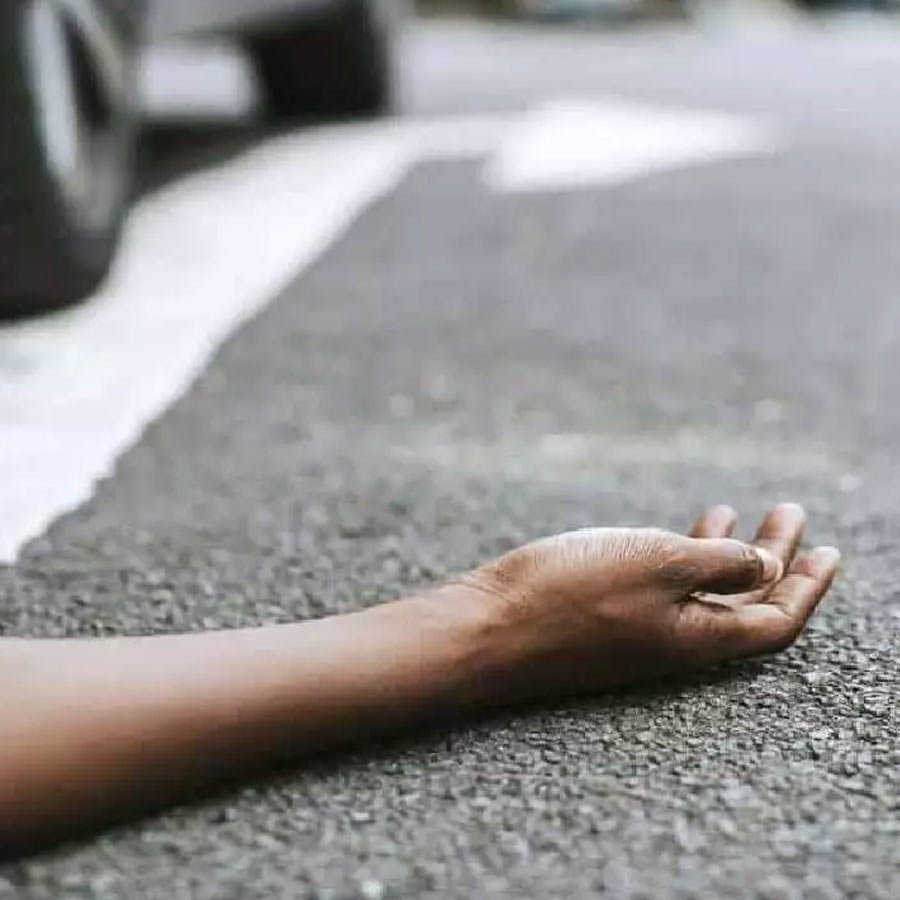 A young man died after falling from a flyover in the Garden Reach area