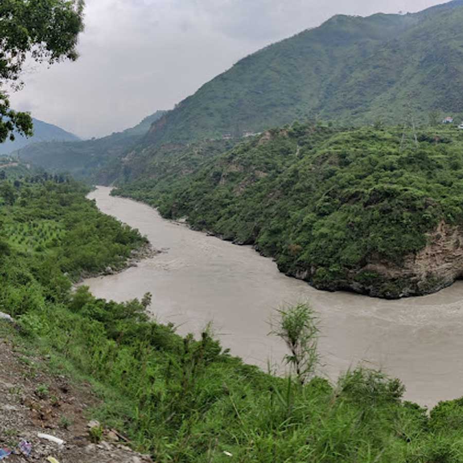 Afghanistan will construct dams to stop rivers flowing into Pakistan, may create a conflict