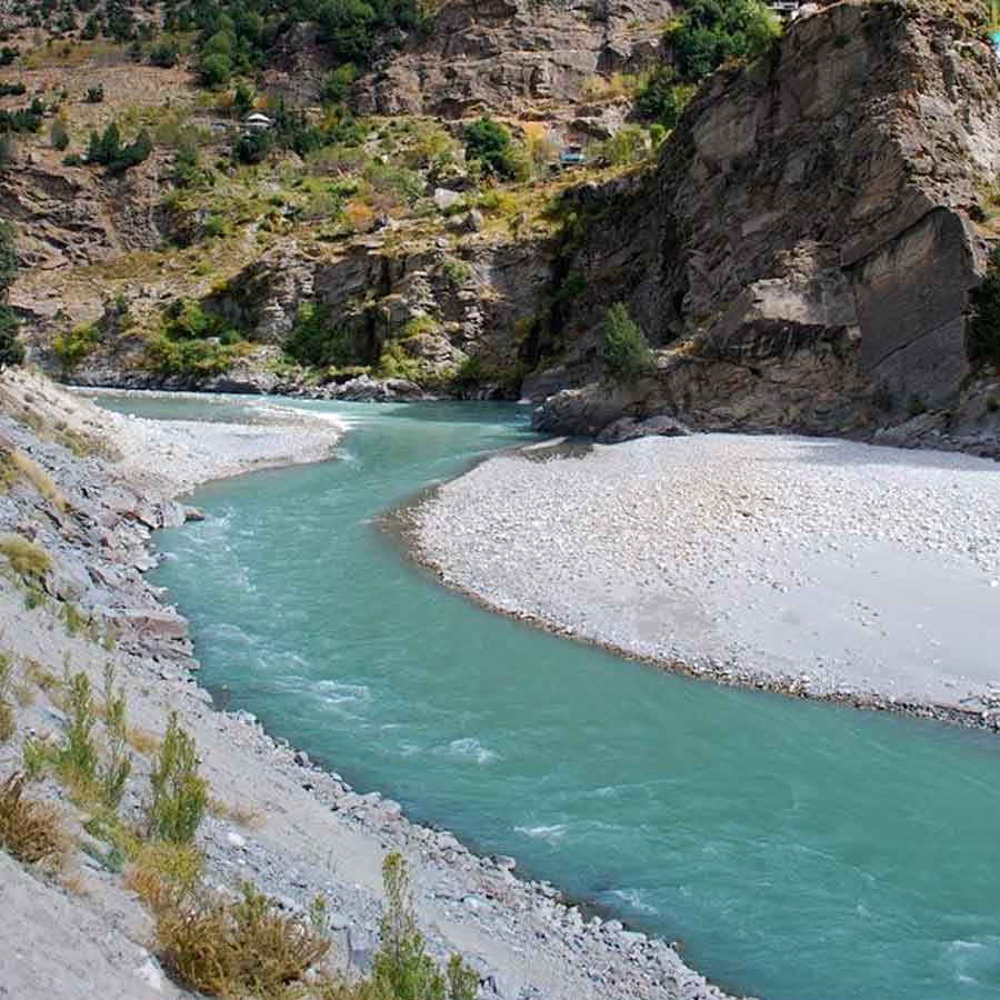 Afghanistan will construct dams to stop rivers flowing into Pakistan, may create a conflict