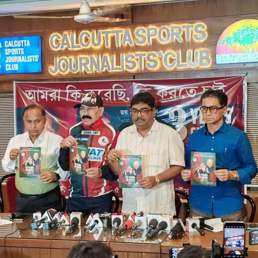 Debasish Dutta says he will not contest Mohun Bagan election if Tutu Bose wishes to take charge