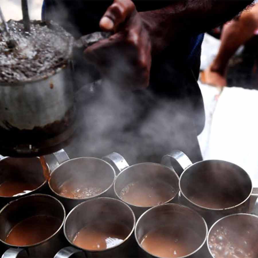 Illegal shops demolished on Ganga banks in Howrah