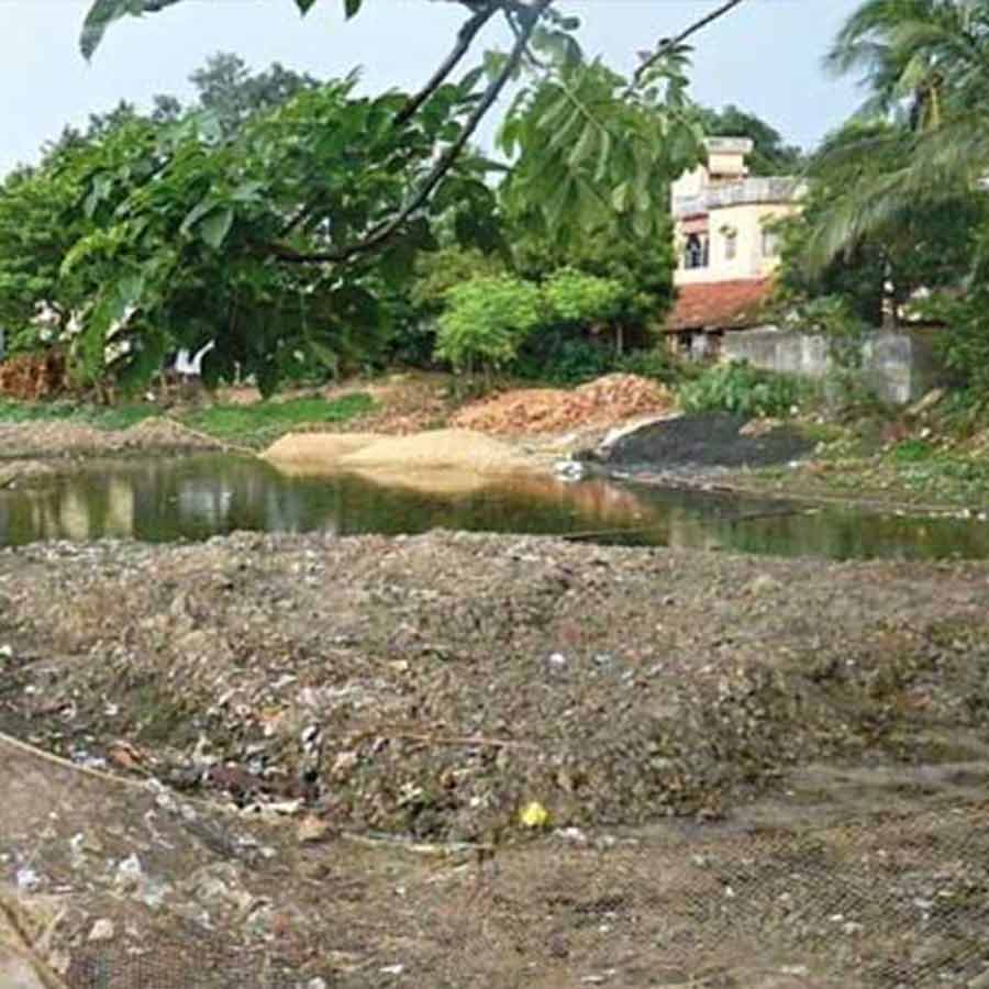Questions are being raised about who is responsible for the 'filling up' of the reservoirs