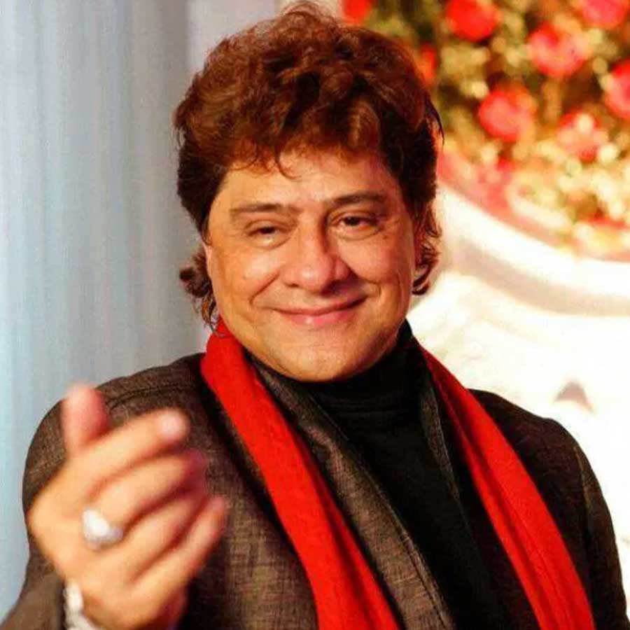 Meet Firoz Khan who played Arjun in Mahabharat changed his name and left acting