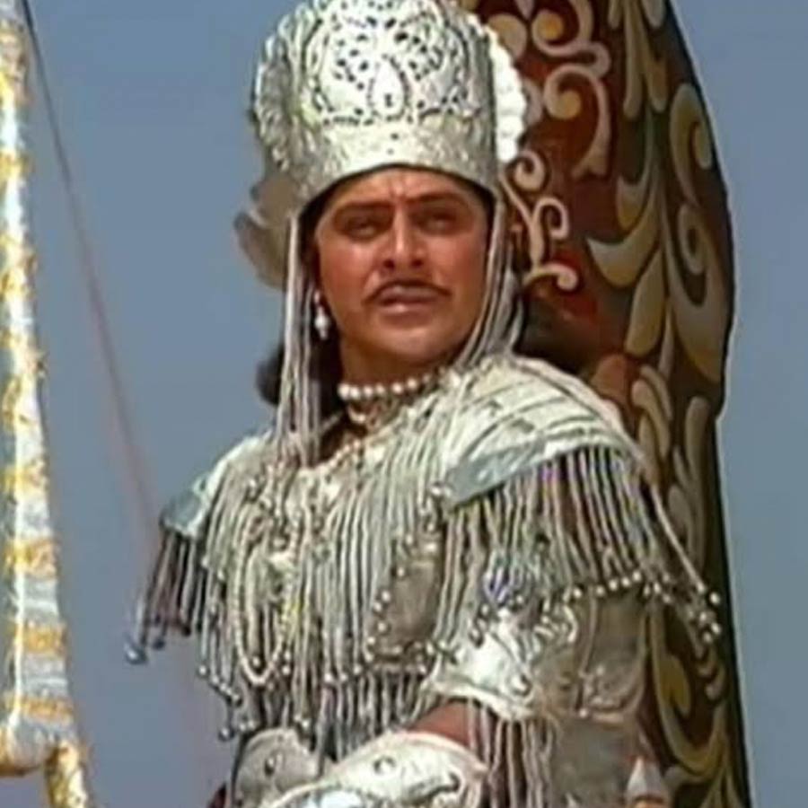 Meet Firoz Khan who played Arjun in Mahabharat changed his name and left acting