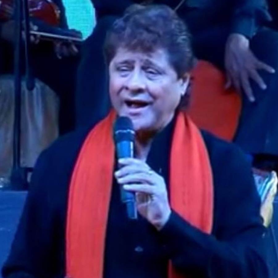 Meet Firoz Khan who played Arjun in Mahabharat changed his name and left acting