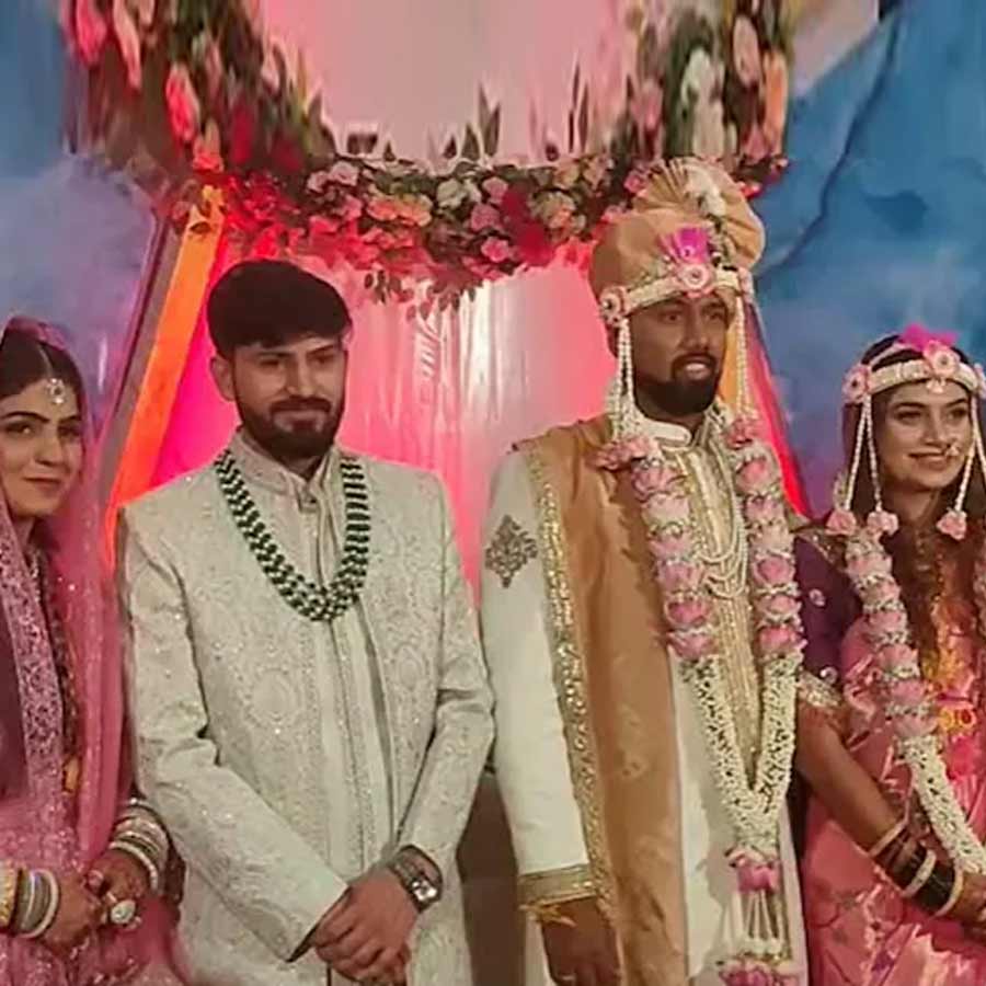 Rain, storm unite Hindu, Muslim couples to share wedding stage dgtl