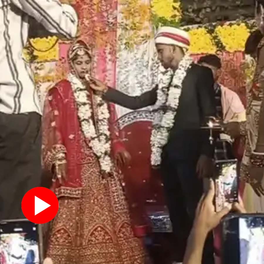 Video shows groom got angry after bride refuses to eat sweet