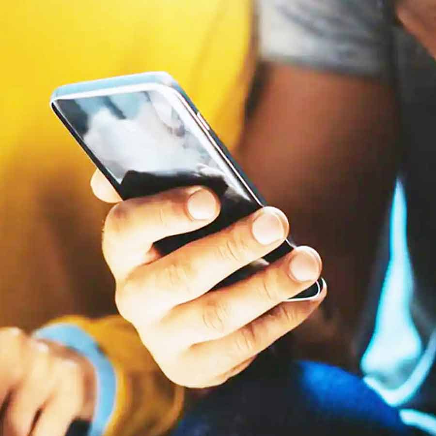Allegation of shooting of obscene video against UP govt doctor dgtl