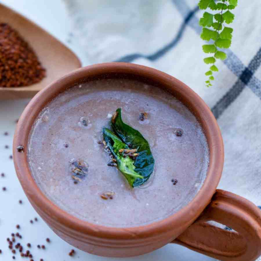 রাগি আম্বলি।