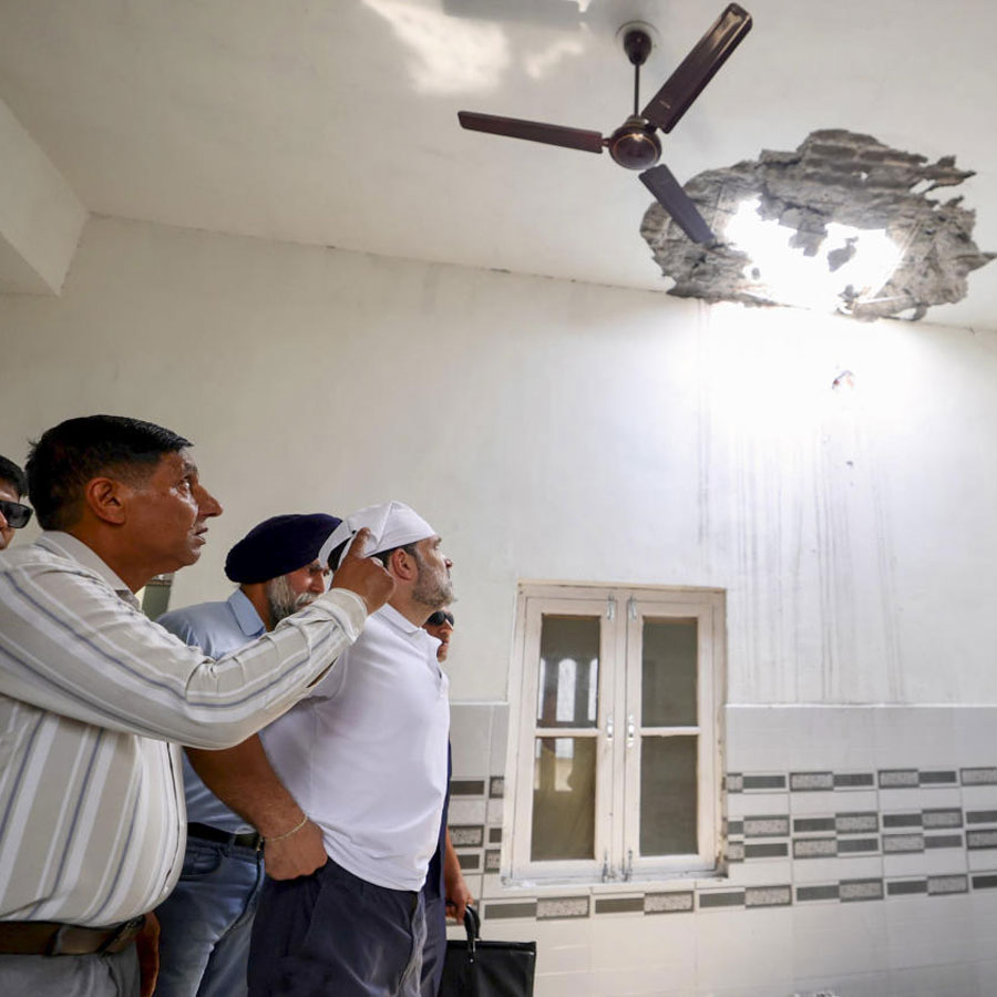 Rahul Gandhi visited Jammu and Kashmir's Poonch