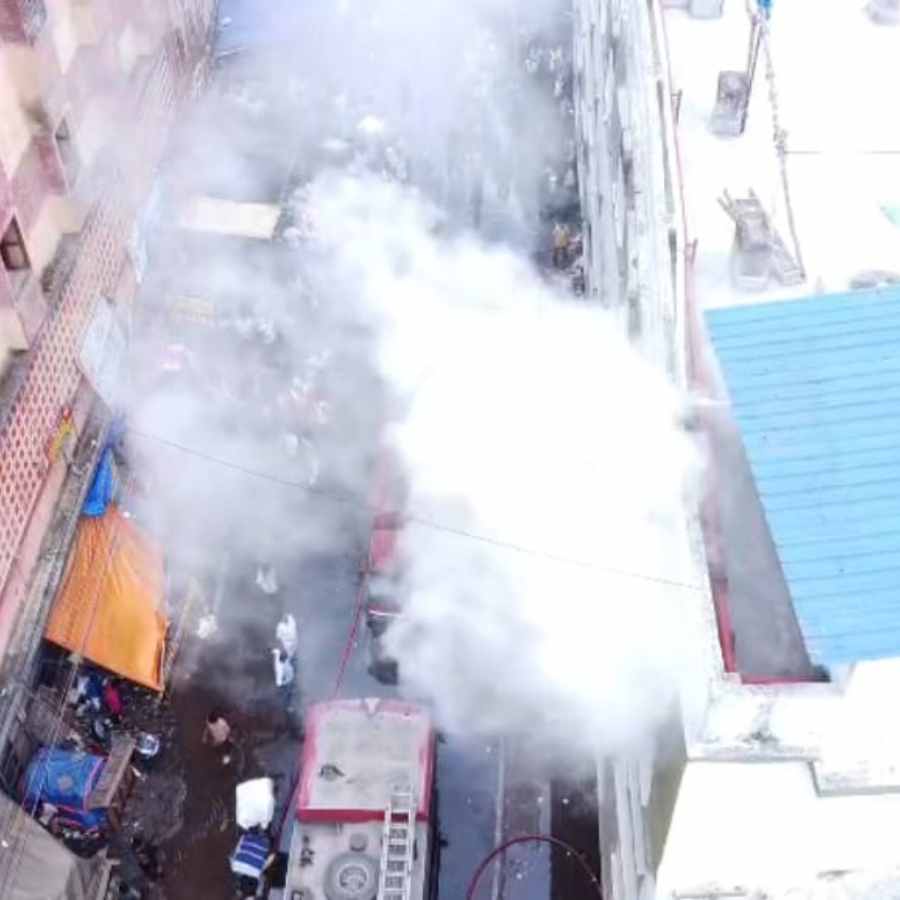 Fire breaks out in multi-storey building in Mangalahat, Howrah
