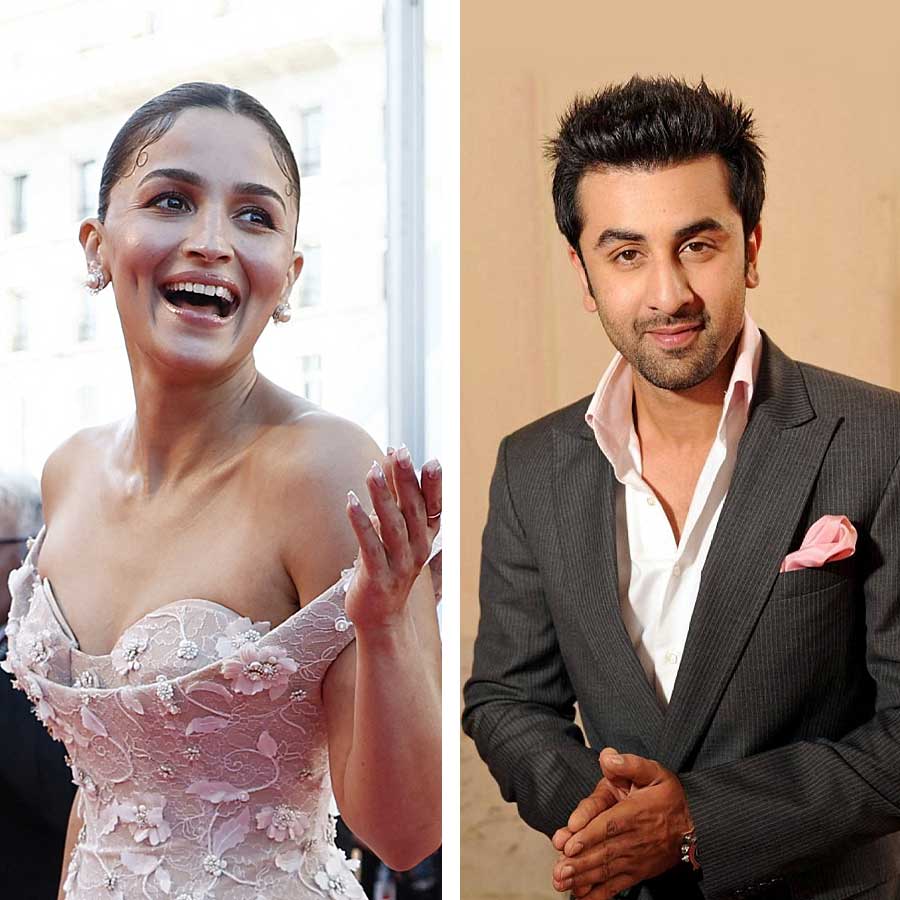 While Alia Bhatt Represent India at Cannes Ranbir kapoor Paps Where in Mumbai dgtl