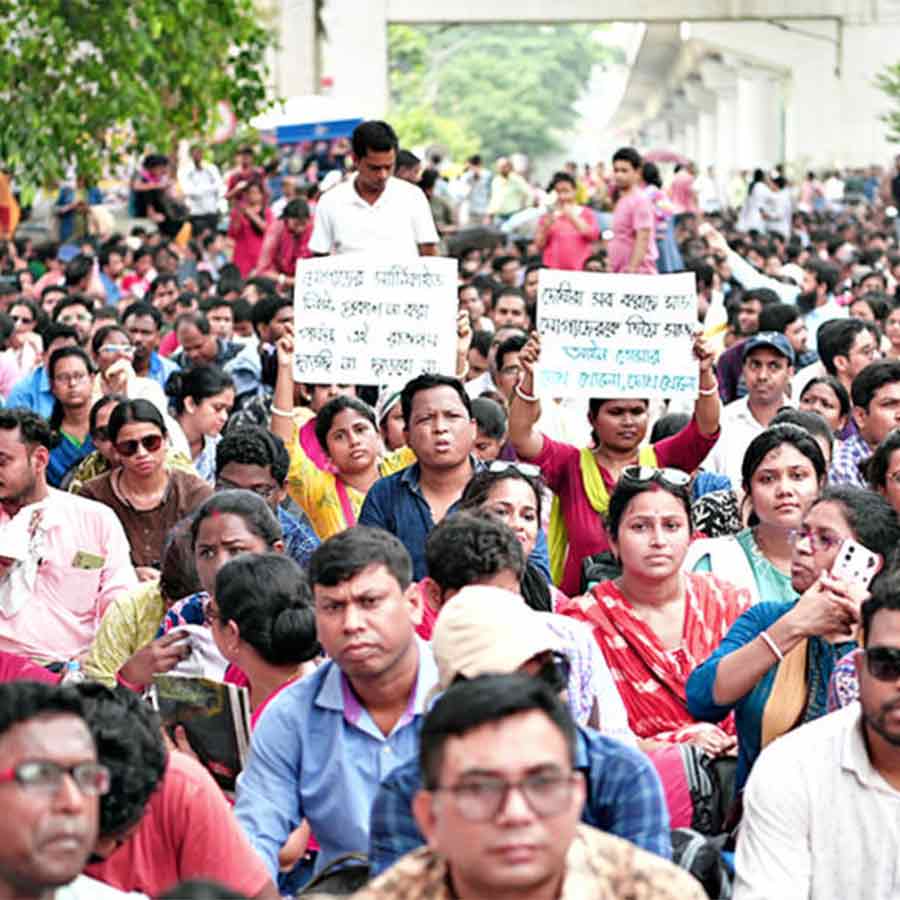 Society is agitated by the just demands of qualified and unqualified teachers