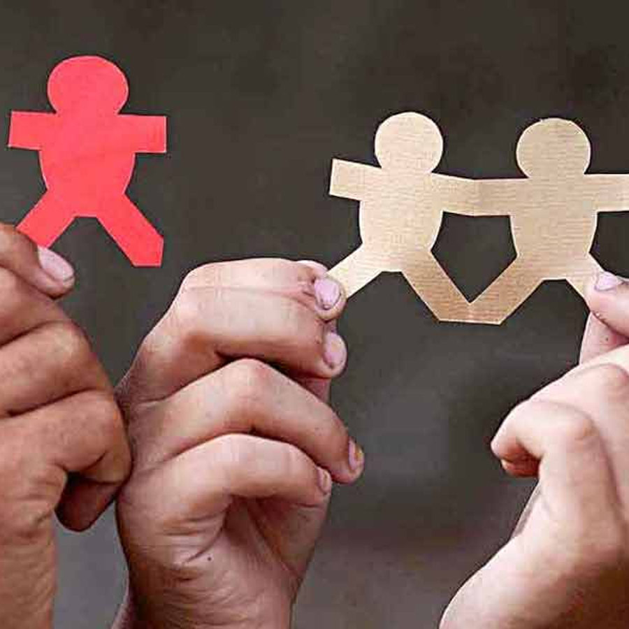 Karnataka High Court refuses to stay ongoing caste survey in Karnataka