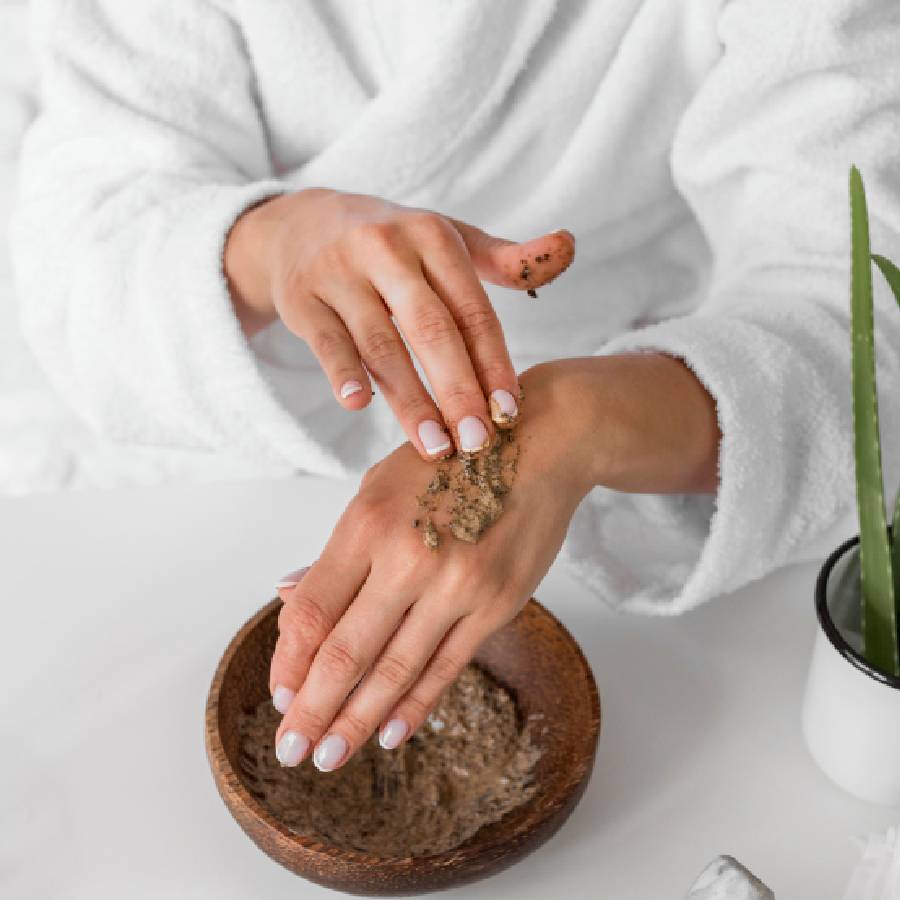 5 Different Types of body scrub for summer radiant skin dgtl