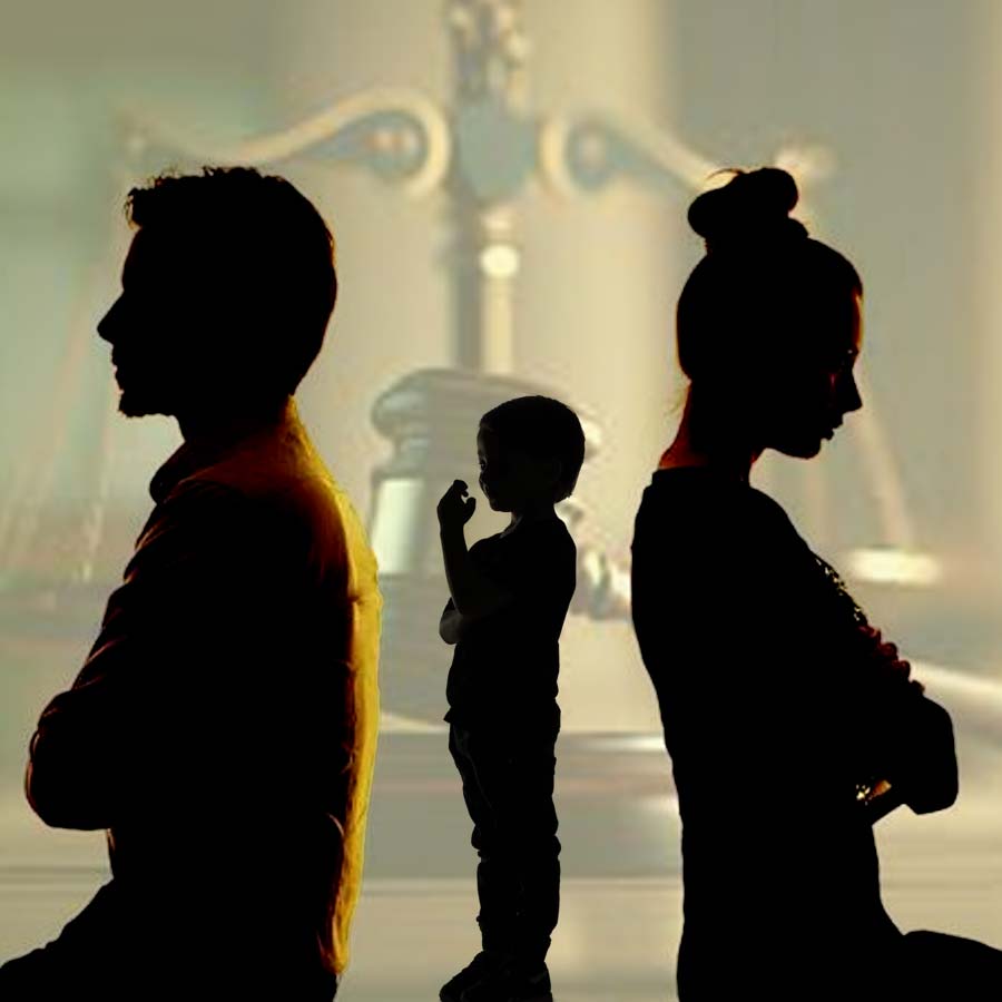 Mother engaging maid for child cannot deny her right to custody dgtl