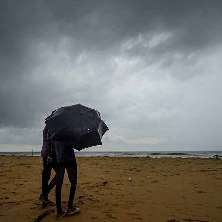 Low pressure area to form over Bay of Bengal by 27 May, heavy rainfall and thunderstorm to prevail in districts of Bengal dgtld