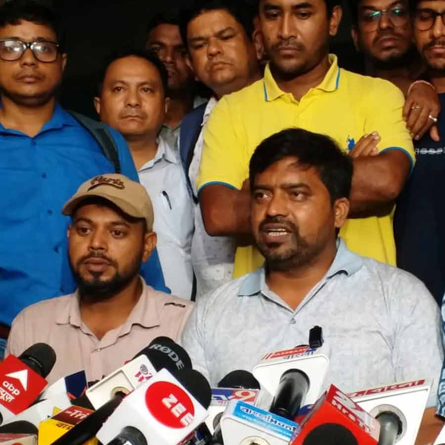 Jobless teachers request not to publish exam notification before verdict in review petition case