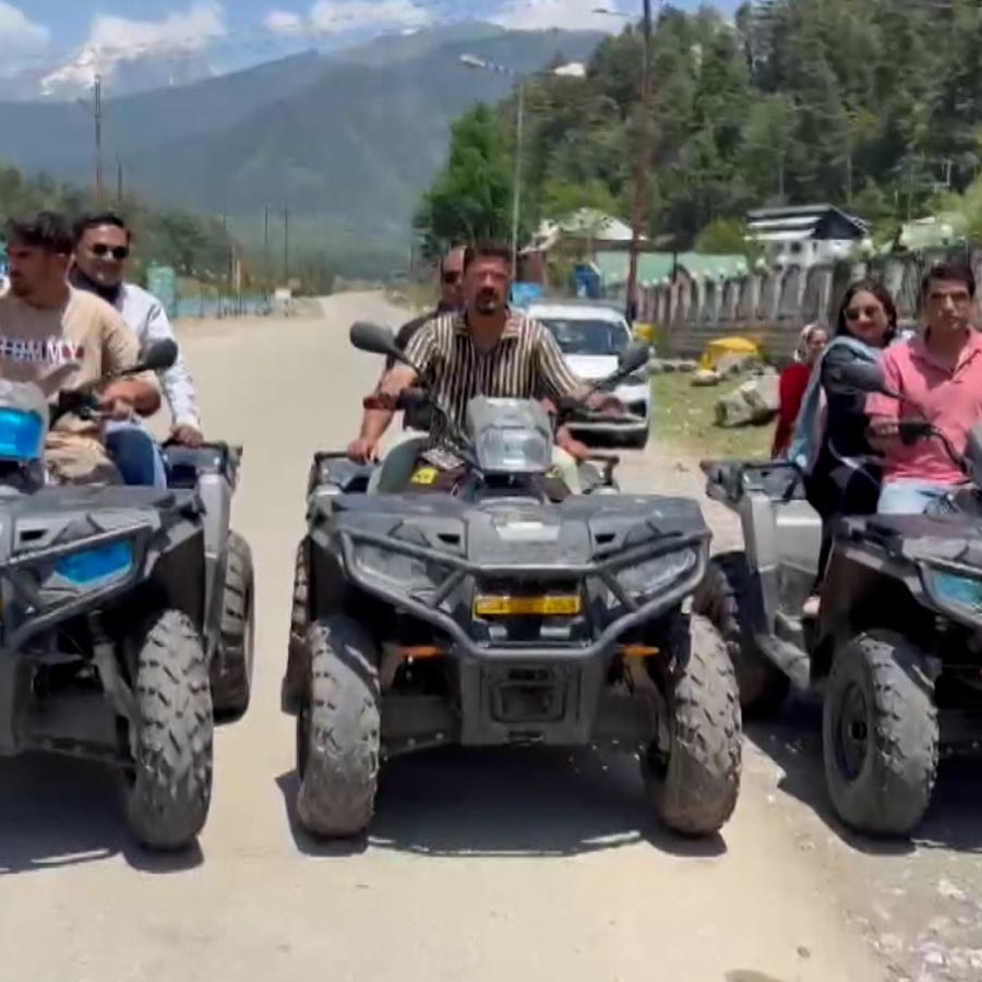 ATV Rides Resumed at Pahalgam as tourists are back in Jammu-Kashmir a month after terrorist attack dgtl