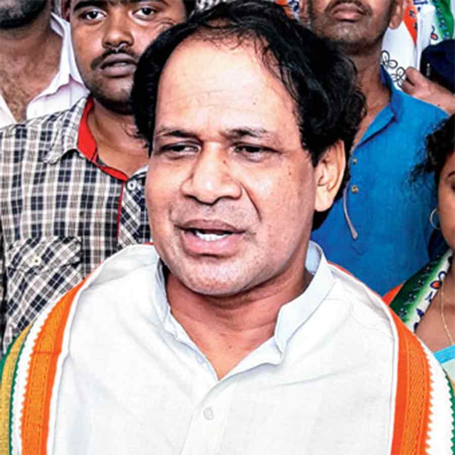 Kakdwip TMC MLA Manturam Pakhira promised to take steps if any bangladeshi voters found with indian voter card