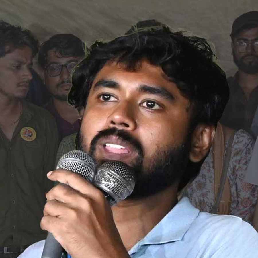 RG Kar protest junior doctor Debashish Halder vindictive posting controversy, WBJDF calls a rally to Swastha Bhavan demanding immediate reversal dgtl