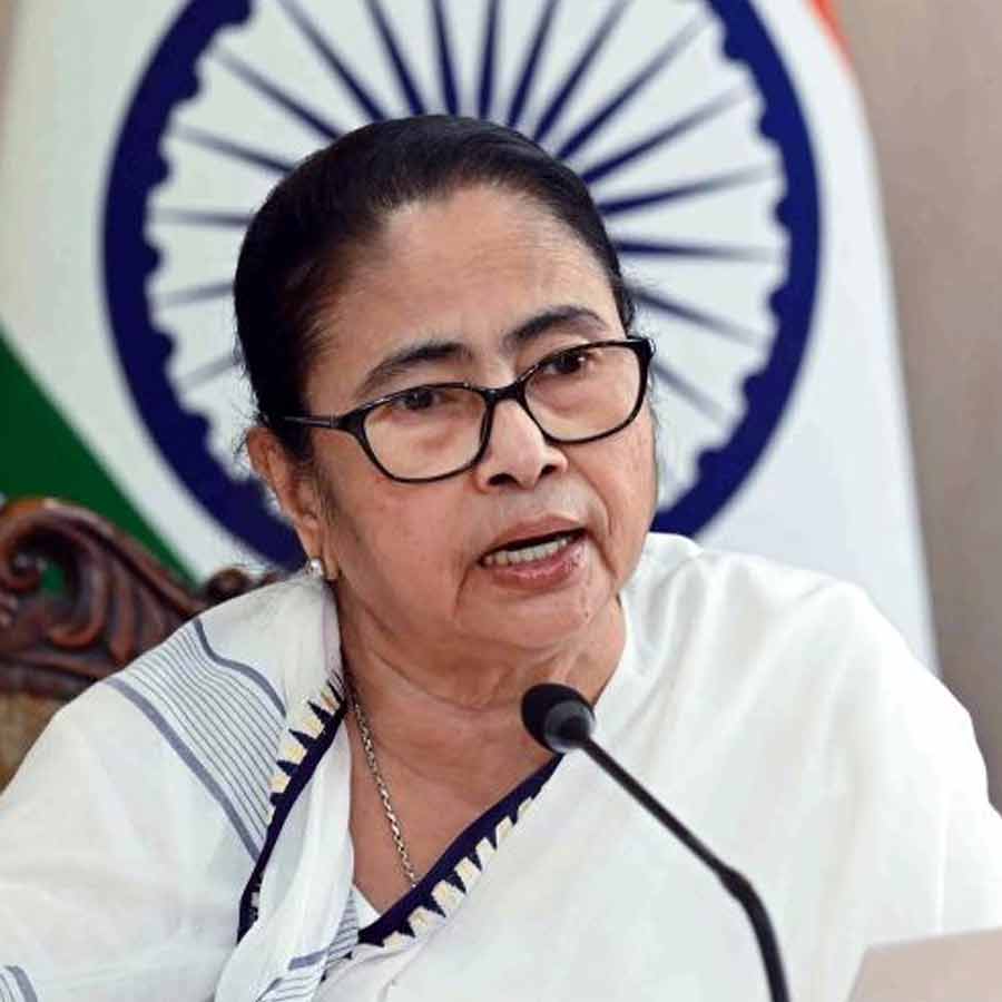 Live updates of CM Mamata Banerjee's press meet at Nabanna with West Bengal teachers who lost their job dgtl
