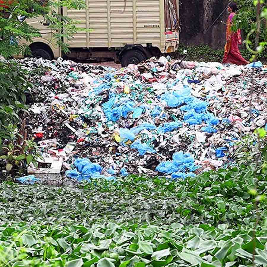 The poor condition of Kolkata's canals