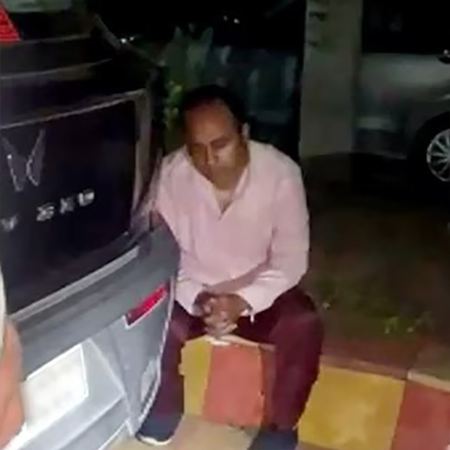 Police Probe True Cause Behind Haryana Panchkula Family Death Case dgtl