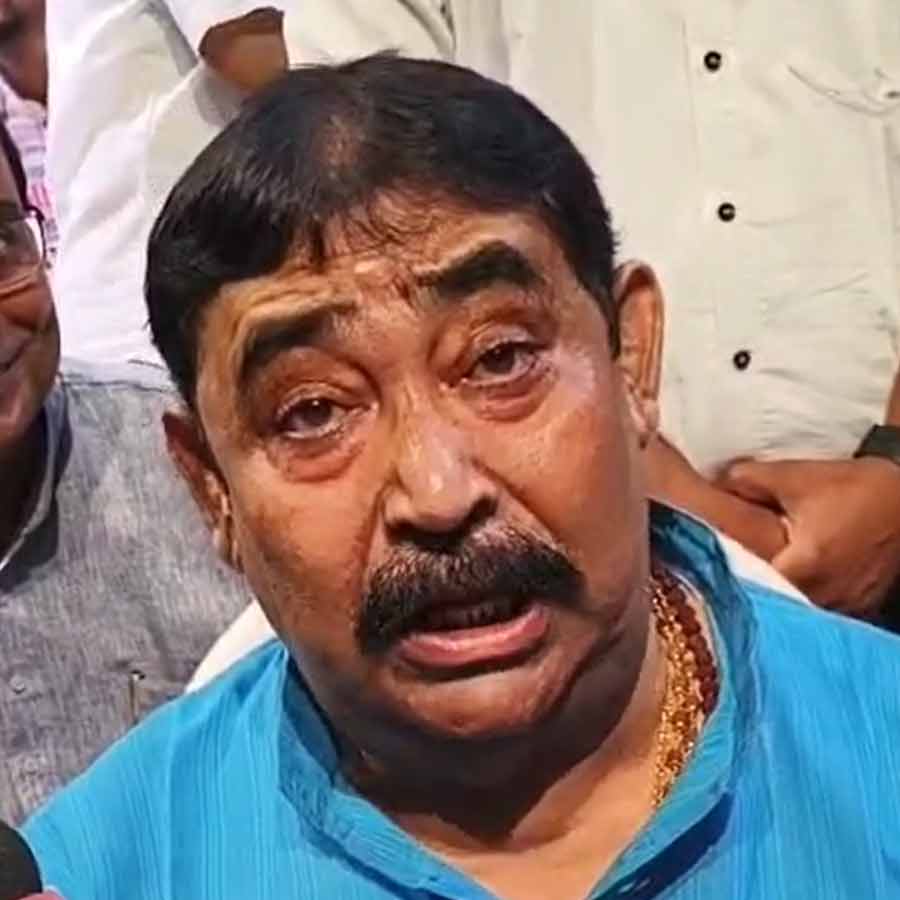 photo of Anubrata Mondal