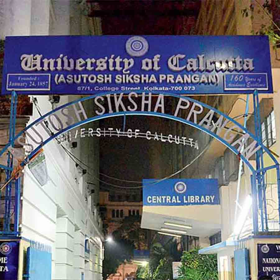 An 'advisory' issued by Calcutta University has caused an uproar in various colleges