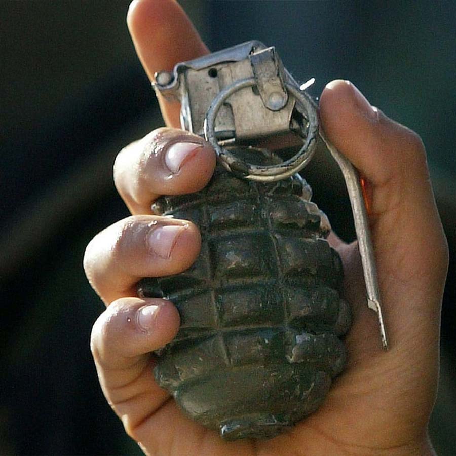 Thailand Man dies in Grenade blast which he throws at Ex-Girlfriend’s house