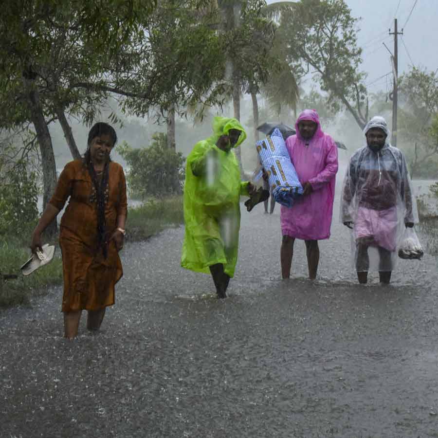 Low pressure over Bay of Bengal brings Southwest monsoon Bengal dgtl