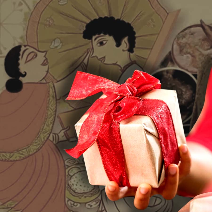 Check these 5 trendy gift options for mother in laws on Jamai Sasthi celebration