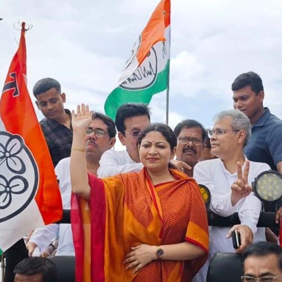 Kaliganj TMC candidate Alifa Ahmed submits her nomination for assembly by-election