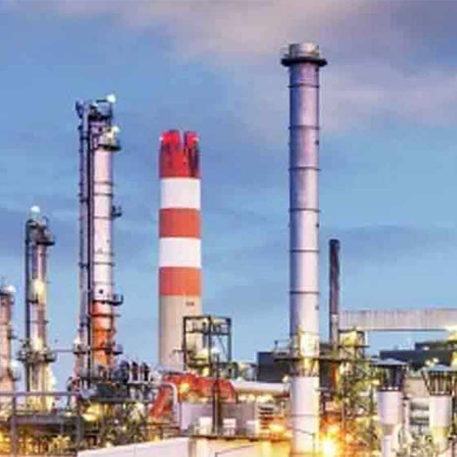 Financial growth of India halted as industrialization decreased