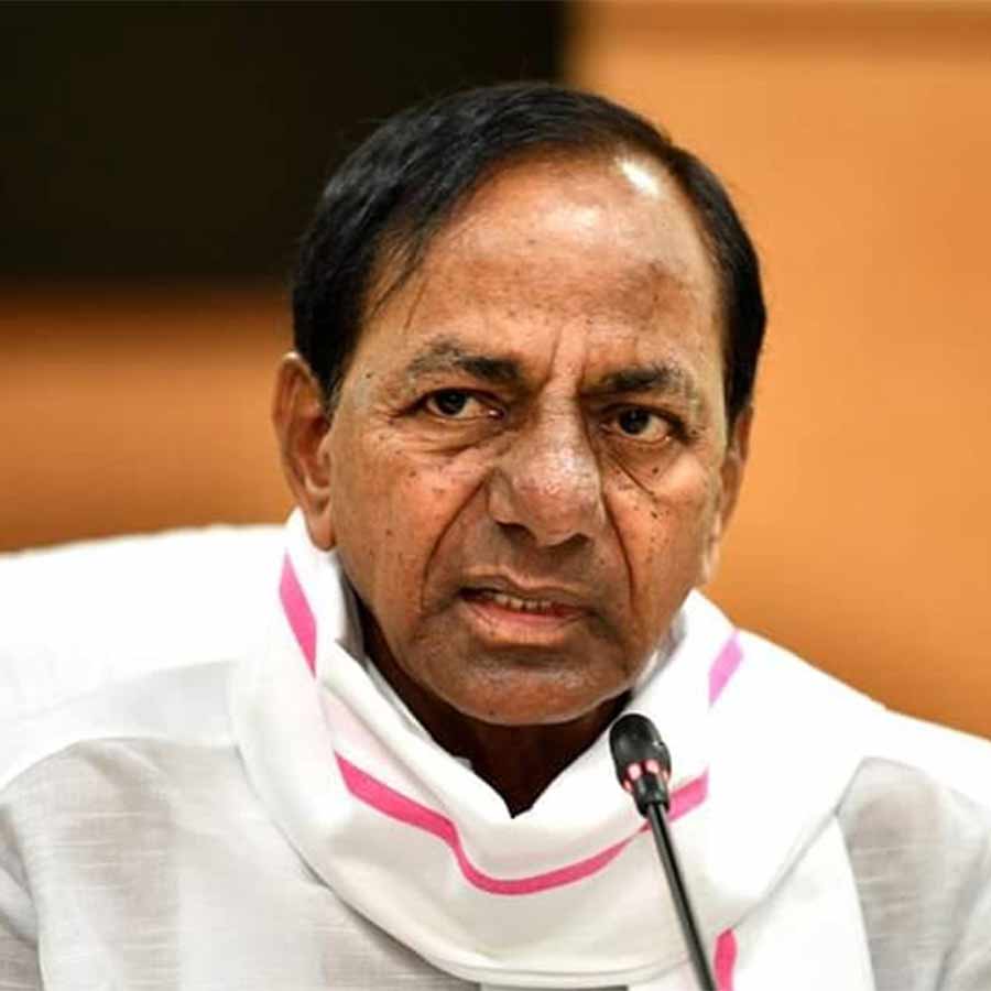 Strife between K. Chandrashekar Rao's Son KT Rama Rao  and Daughter K Kavitha