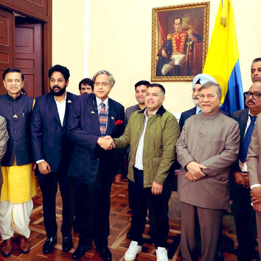 Shashi Tharoor claims Colombia has withdrawn statement which disappointed Indian delegation dgtl