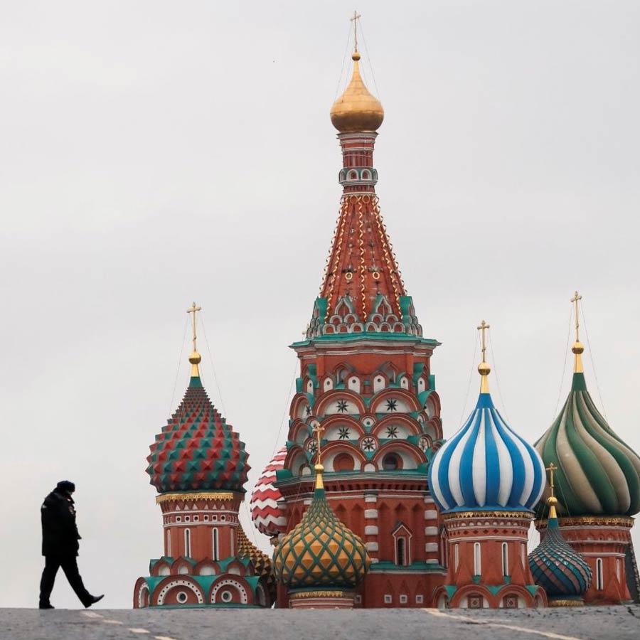 Moscow wants to revive Russia India China Troika, know its significance