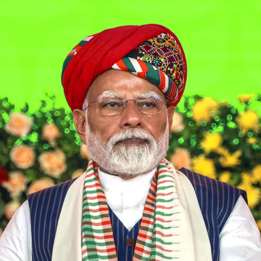 Moscow wants to revive Russia India China Troika, know its significance