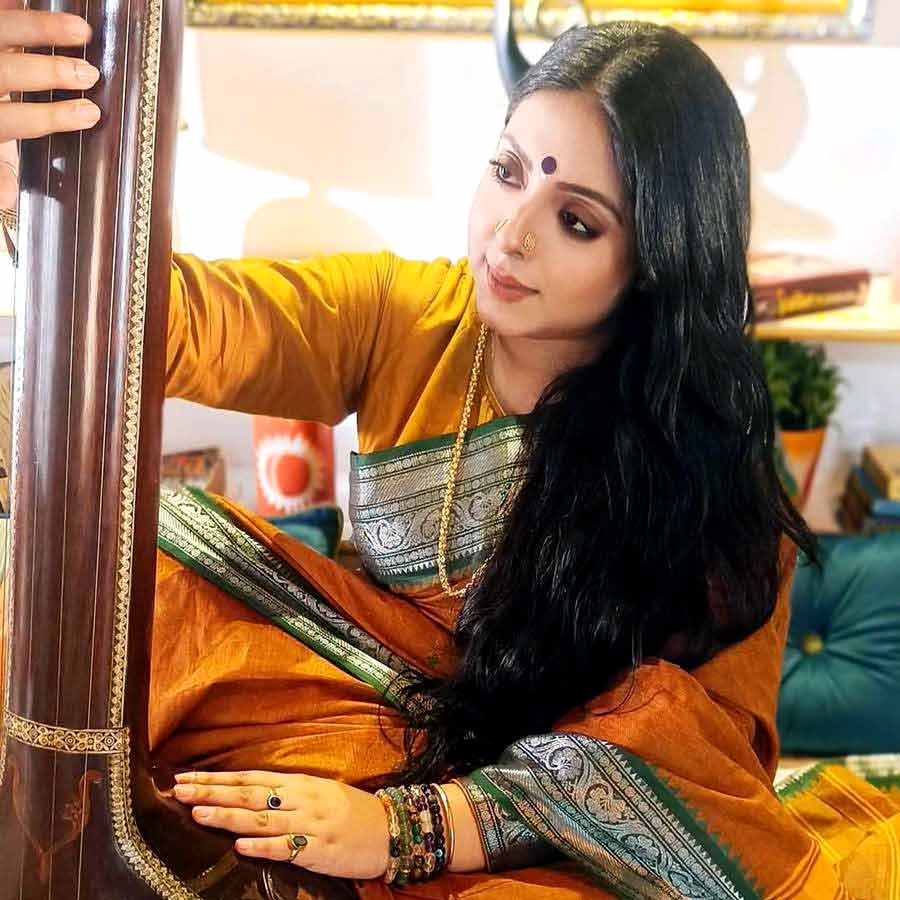 Actress Sreemoyee Chattoraj quits Bengali Mega Serial Bullet Sarojini dgtl