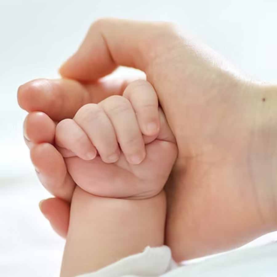 Tamil Nadu Vellore Hospital nurse accidentally cuts newborn’s thumb, was using phone during procedure dgtl