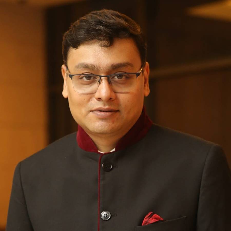 Is Director Subhrajit Mitra Going To Marriage dgtl