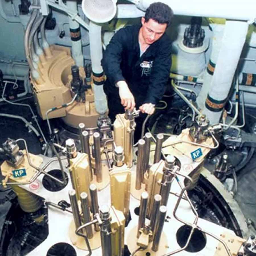 US President Donald Trump will give Nuclear powered submarine to South Korea, a big concern for China