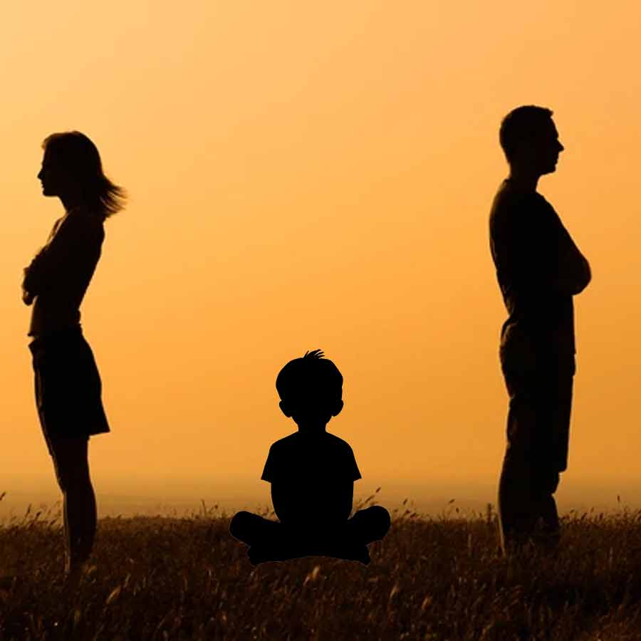 সন্তান কার হেফাজতে থাকবে, তা স্থির করার সময় শিশুর ইচ্ছাকেই গুরুত্ব দিতে হবে। জানিয়েছে উত্তরাখণ্ড হাই কোর্ট।