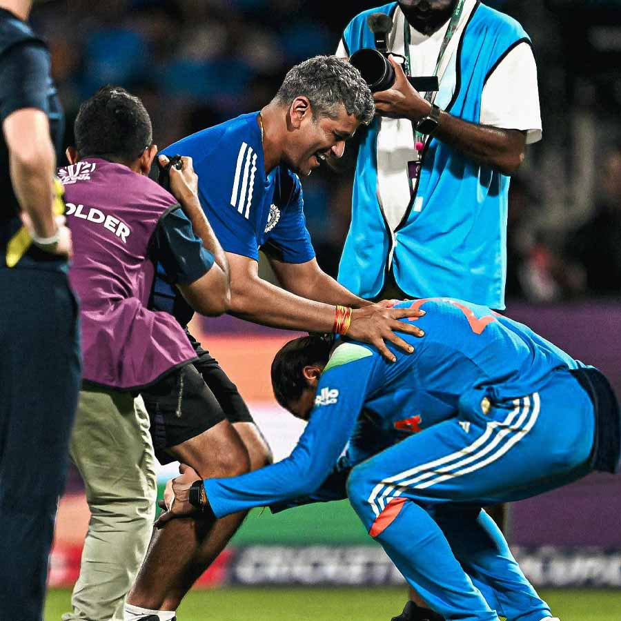 Meet Amol Muzumdar, the Head Coach Behind India Women’s Historic World Cup Win