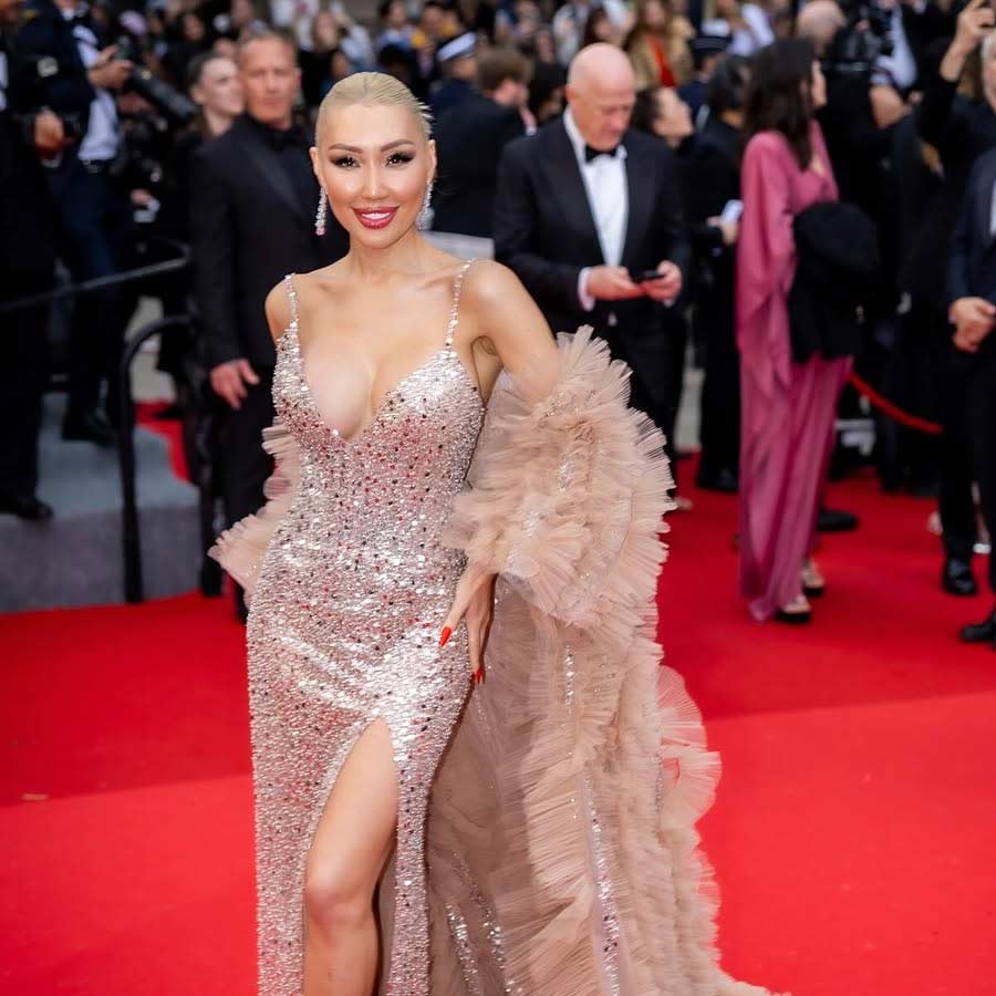 Former spy reveals how China and Russia sending spies to seduce Silicon Valley workers